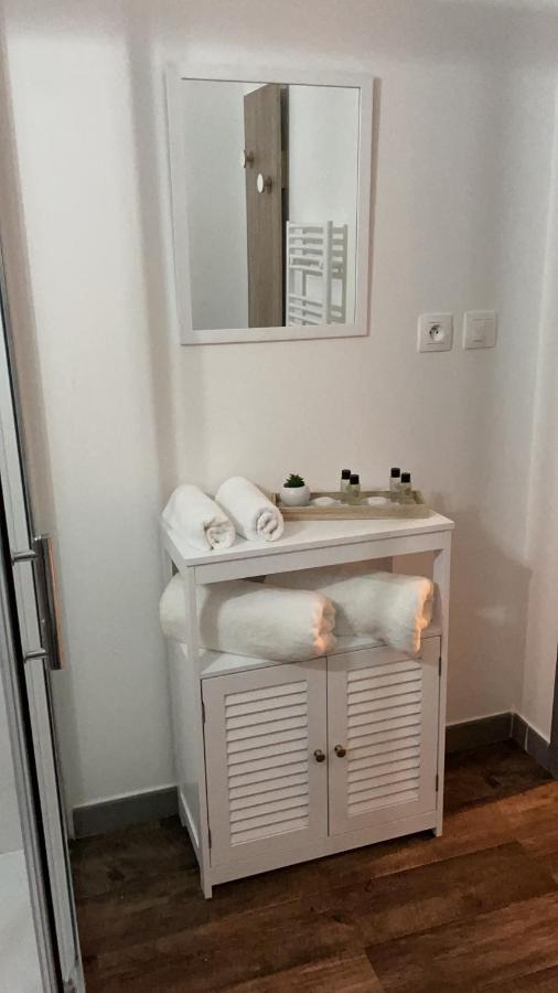 Appartement Et Garage Au Coeur De L'Isle Εξωτερικό φωτογραφία